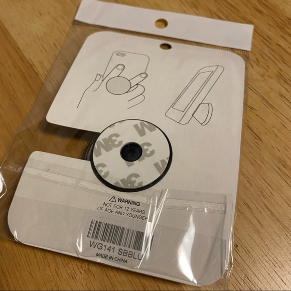 New Concho Phone Grip/Stand - Picture 7 of 8